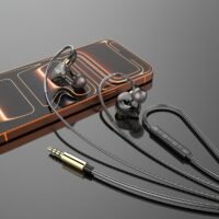29b30f8e-4899-4cf4-84bf-2c86756494da.jpg Comfortable Direct-Insert Wired Earbuds for Everyday Music Listening